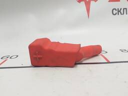 1Крышка декоративная контакта плюс АКБ 12V Tesla model 3 1105389-00-B