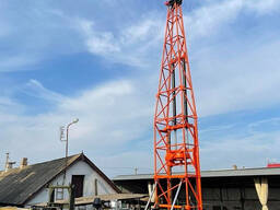 Буровая установка УГБ 50 стационарная работает автономно