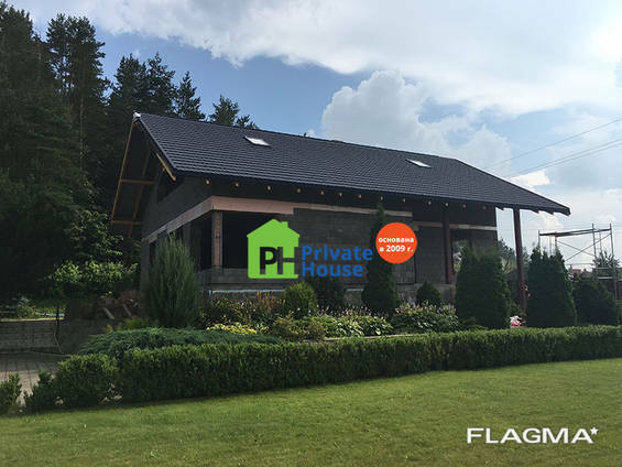 Construction of houses, cottages and townhouses