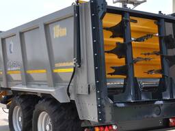 Distribuitor de îngrășăminte organice