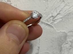 Кольцо помолвочное