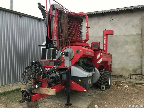 Комбайн MOTY KE3000M для уборки тыквы состояние как новый,