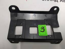 Кронштейн крепления блока управления стеклопод. и зеркалами двери передней левой Tesla mod