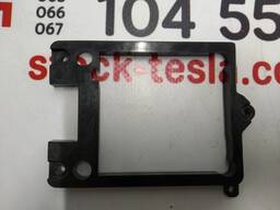 Крышка прижимная радара автопилота AP 2.5 NEW Tesla model X 1118620-00-C