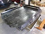 Крышка верхняя основной батареи Mid Range Tesla model 1104432-00-M - фото 2