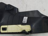 Накладка порога двери задней правой повреждениями Tesla model 3 1086312-00-F - photo 1