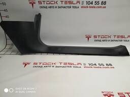 Облицовка порога стойки А нижняя правая Tesla model S 1010669-00-F