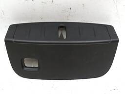 Панель замка подкапотного бокса Tesla model 3 1095858-00-D