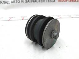 Подушка крепления вентилятора в сборе Tesla model 3 1077084-00-D