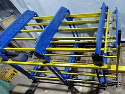 Прилад для виготовлення панелей СІП