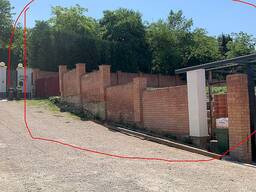 Продажа участка под строительство с выходом в лес в Кишиневе.