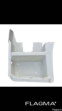 Продолжение двери и подножка